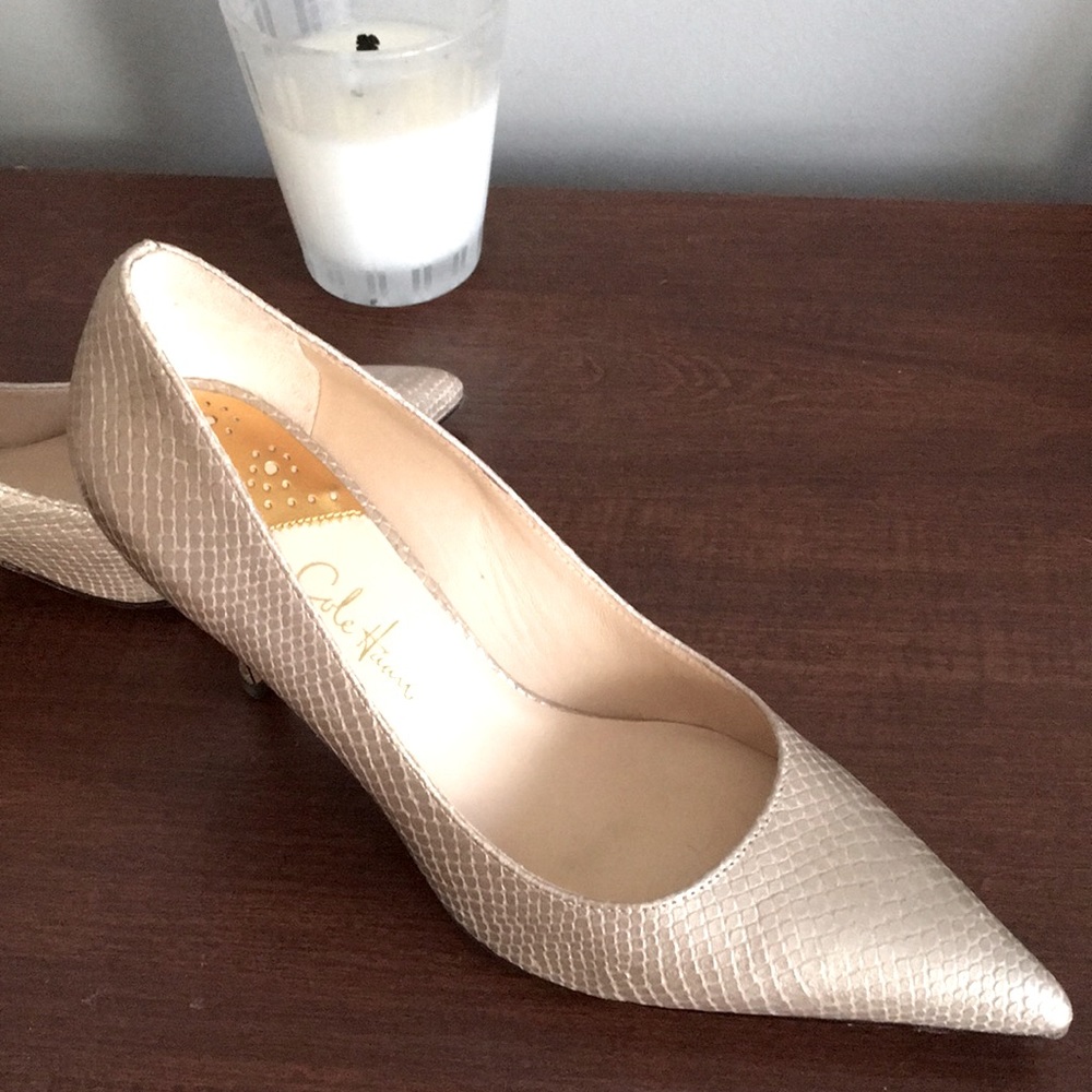 NEW Cole Haan Snakeskin Heels 7B